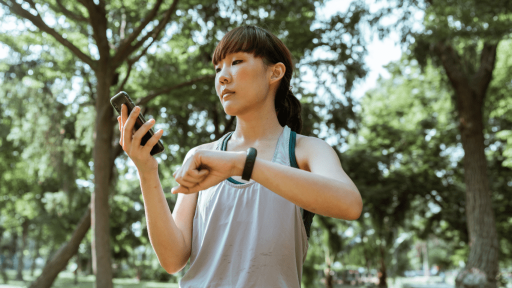 Revolutionize Your Workouts with Top Fitness Tech Gadgets