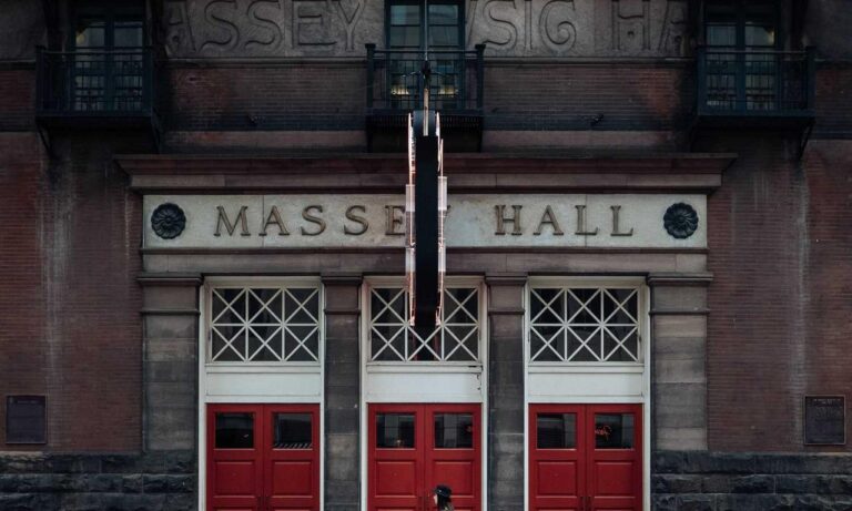 sophie lawson topless